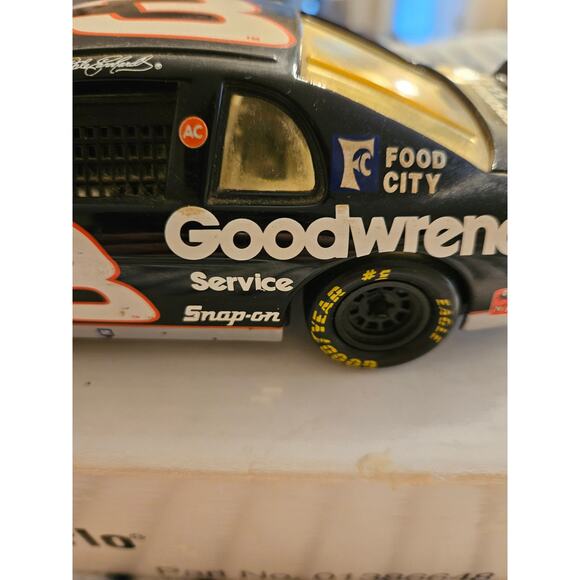 DALE EARNHARDT 1991 Revell 1:24 #3 GM Goodwrench Collectable Diecast Car - Picture 2 of 5